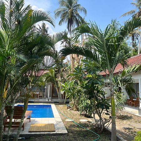 Kebun Homestay Kuta  Extérieur photo