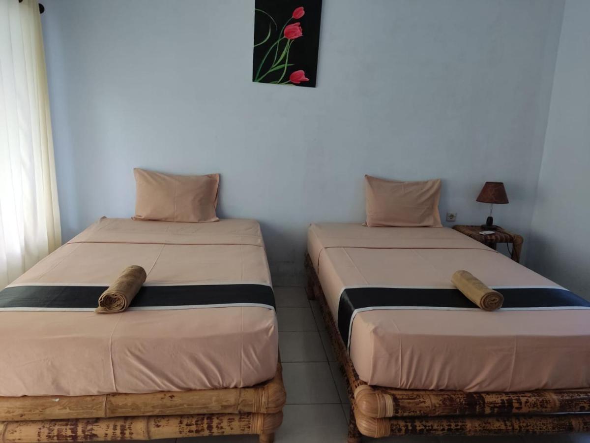 Kebun Homestay Kuta  Extérieur photo
